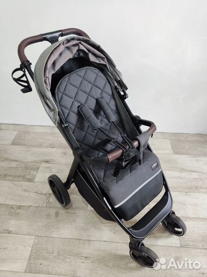 Коляска прогулочная carrello bravo