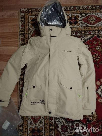 Зимний горнолыжный костюм