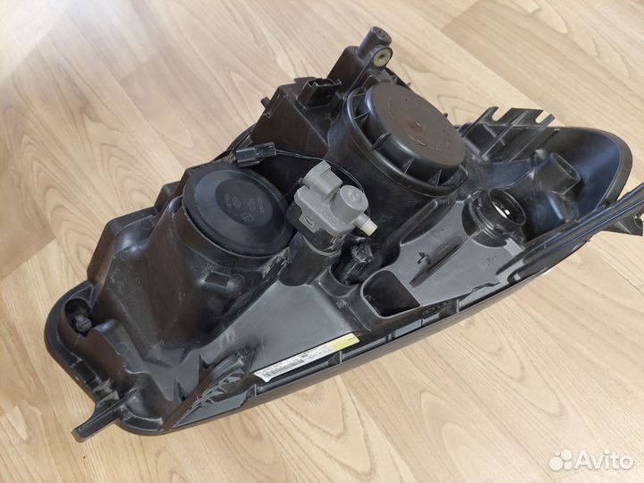 Фара левая Nissan Qashqai J10