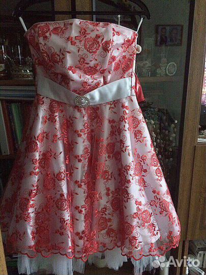 Вечернее платье