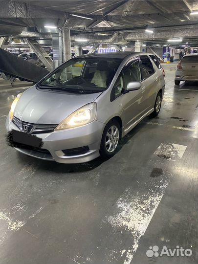 Honda Fit Shuttle 1.5 CVT, 2011, 212 000 км