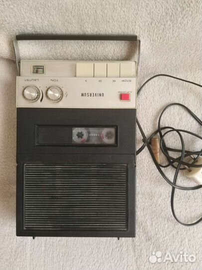 Кассетный магнитофон universum ST 2723
