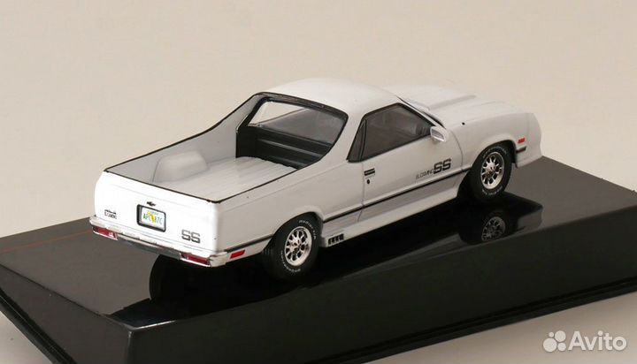 1/43 1987 Chevrolet El Camino белый Ixo