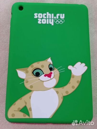 Чехлы на планшет 7,7