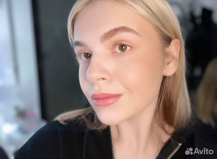 Мастер бровист