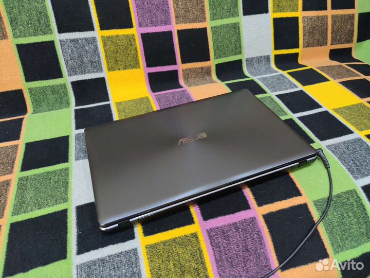 Ноутбук asus X550CC