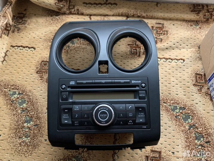 Головное устройство на nissan qashqai 28185 JD00A