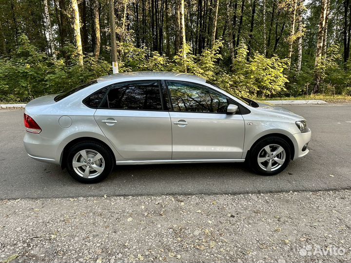 Volkswagen Polo 1.6 AT, 2012, 147 200 км