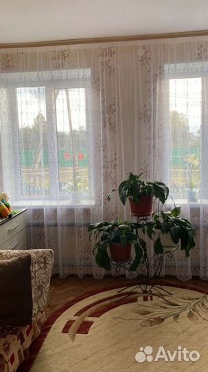 Швея пошив штор