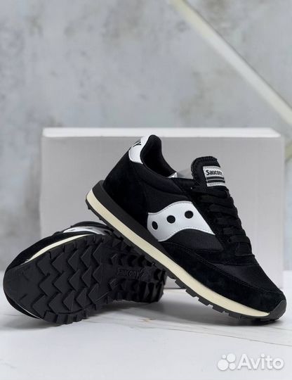 Кроссовки Saucony чёрные 4