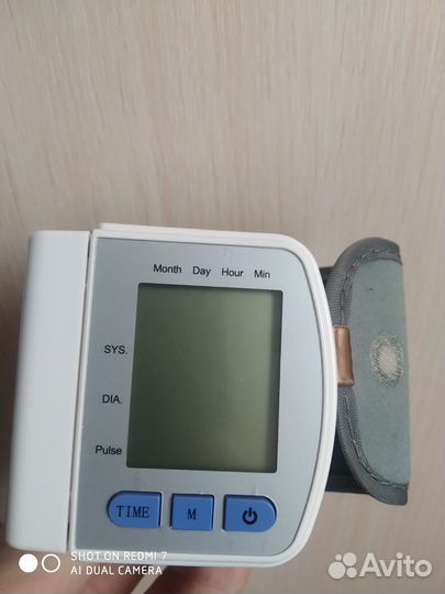 Тонометр на запястье