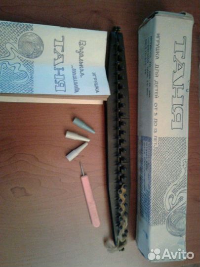Вязальная машинка Таня