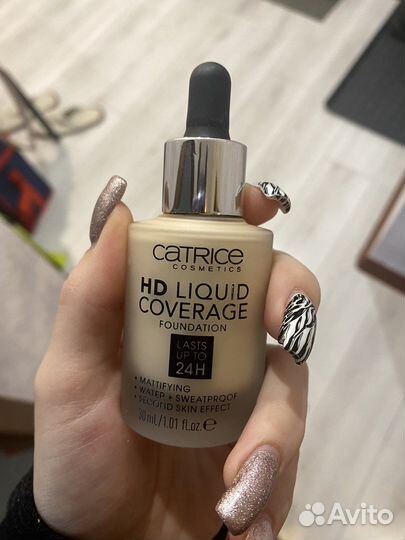 Тональный крем catrice