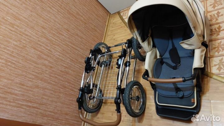 Продам коляску Roan 2 в 1