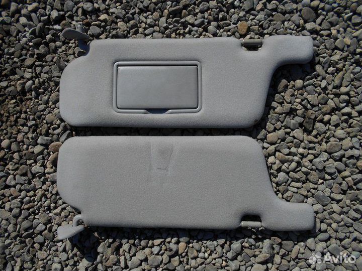 Козырек солнцезащитный Nissan Laurel HC35 RB20