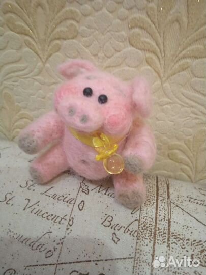 Поросёнок с пустышкой