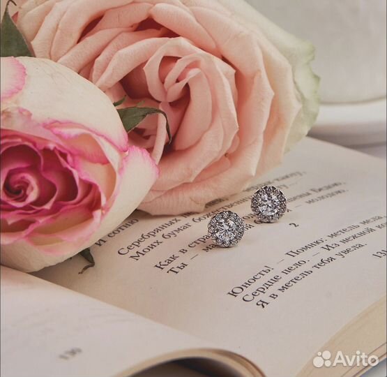 Серебряные серьги пусеты