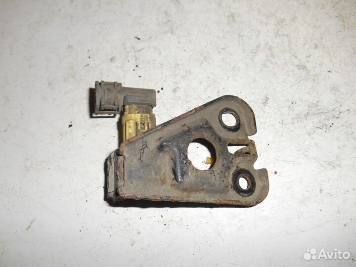 Датчик airbag 89173-52010 Toyota Yaris Тойота Ярис