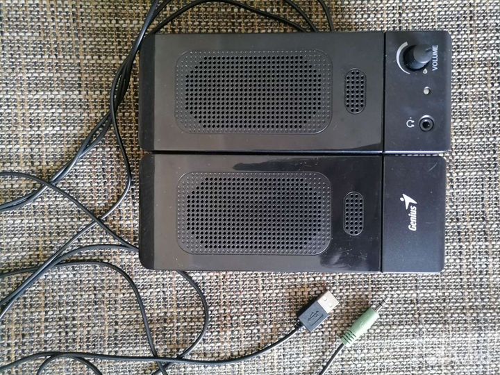 Колонки для компьютера genius