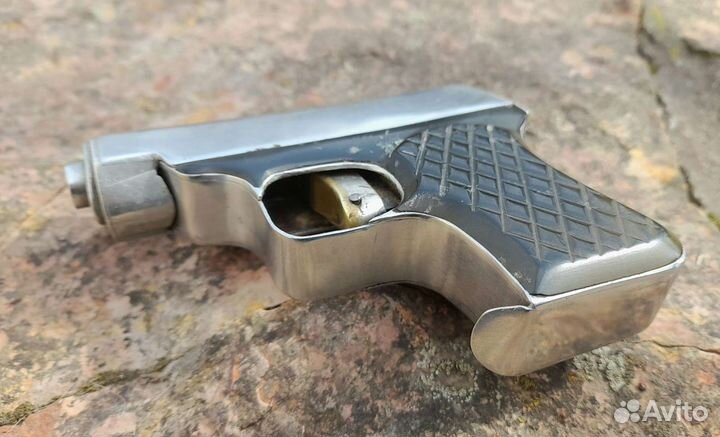 Зажигалка. Неисправная. Под ремонт