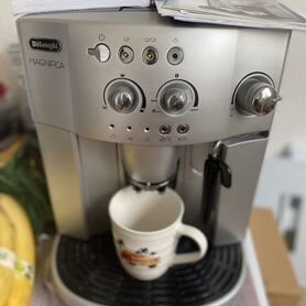 Кофемашина delonghi magnifica