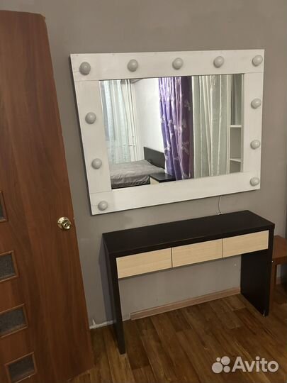 Туалетный столик