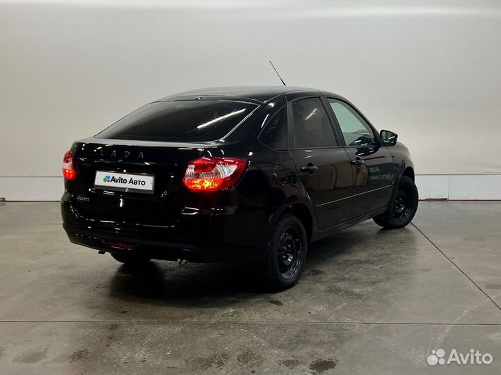 LADA Granta 1.6 МТ, 2023, 24 000 км