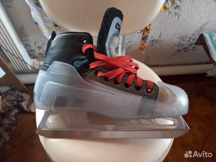 Вратарские коньки nike bauer XIV vapor