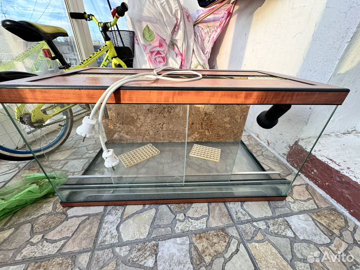 Террариум для сухопутной черепахи