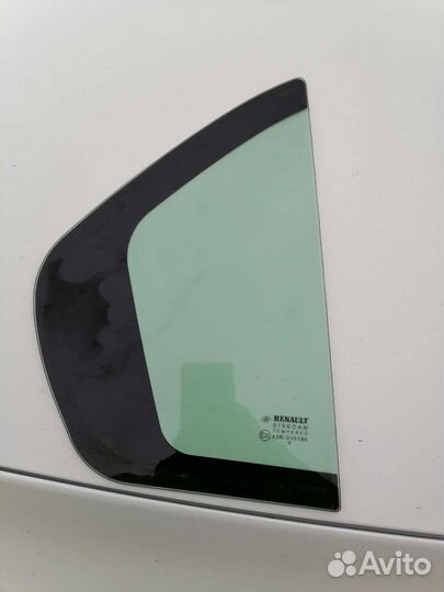 Форточка задней правой двери Renault Logan 2