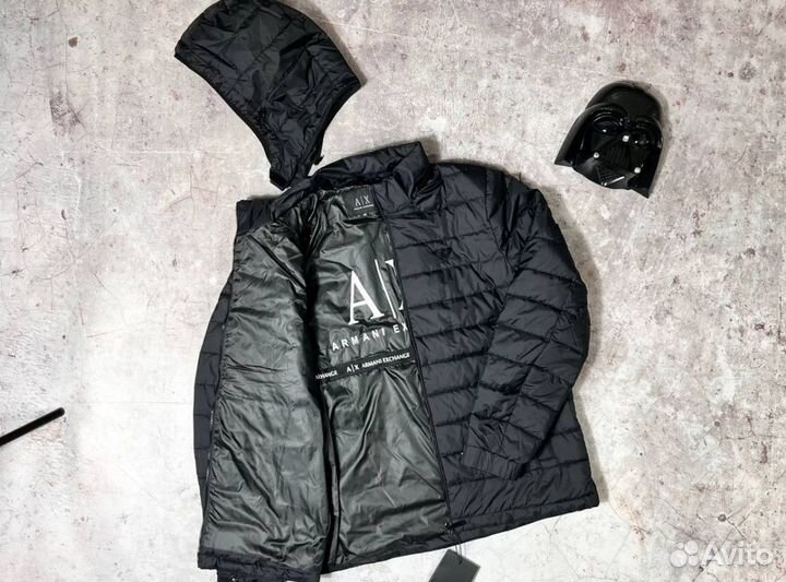 Куртки Armani эргономичные