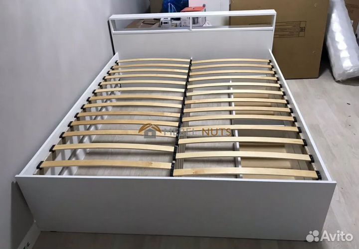 Кровать двуспальная 140х200