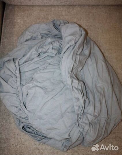 Простынь на резинке 180/200