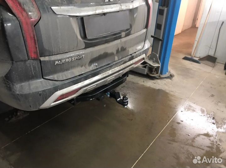 Фаркоп квадрат Mitsubishi Pajero Sport с Гарантией