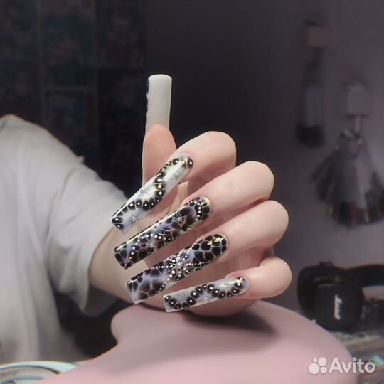 Маникюр