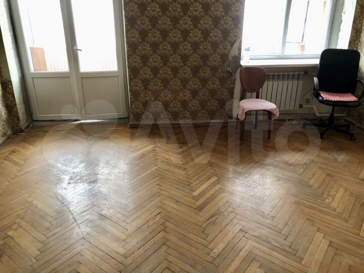 4-к. квартира, 92 м², 3/4 эт.