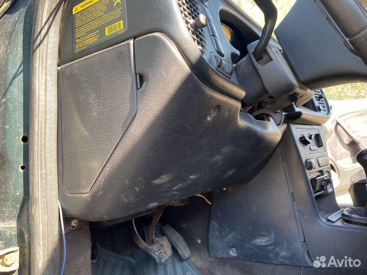 Подрулевая накладка Saab 900 2