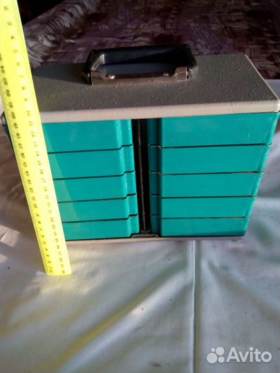 Ящик под мелкие предметы