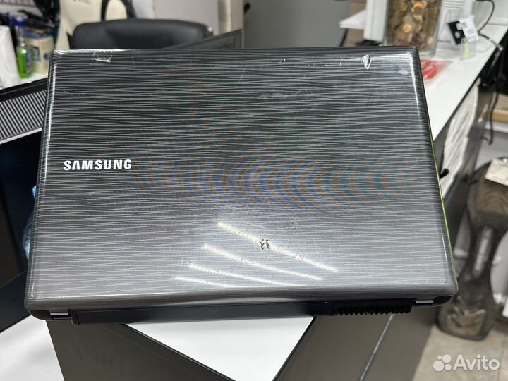 Ноутбук samsung