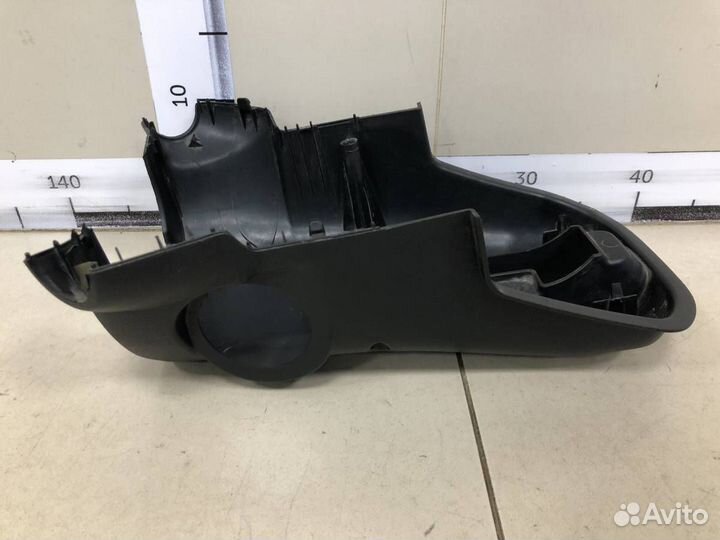 Кожух рулевой колонки нижний Nissan Primera P12 20