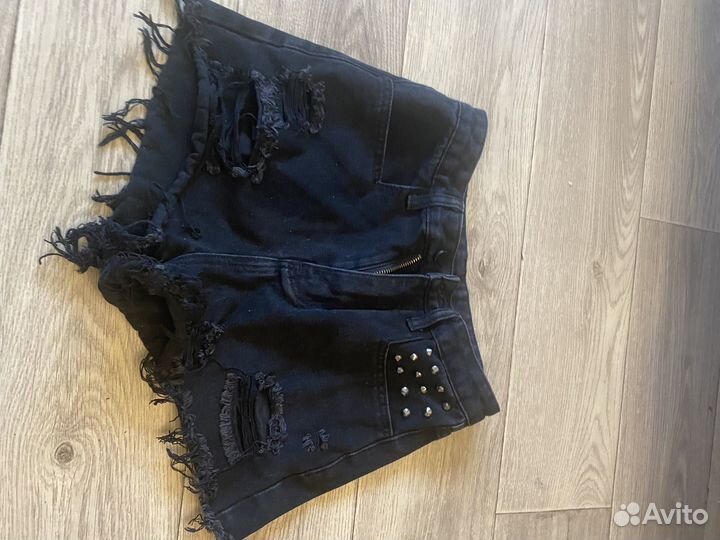 Продам большой пакет вещей размер s (42) 1500