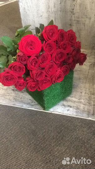 Цветы-Красная- 25 роз-70см-за 3300.Доставка. 24/7