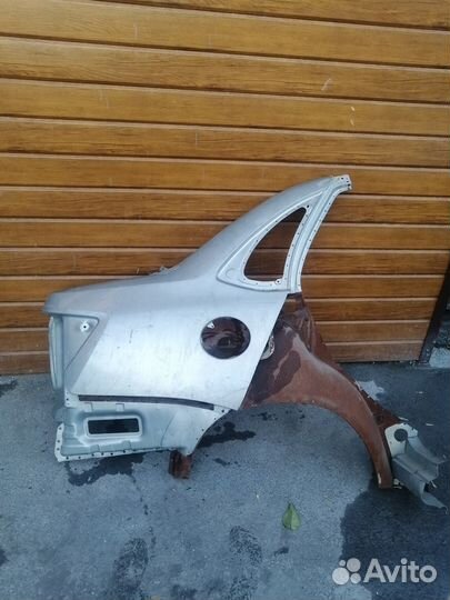Заднее правое крыло LADA granta