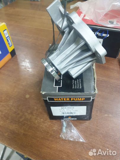 Насос охлаждающей жидкости ford Focus III