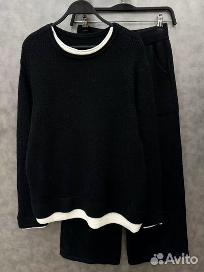 Костюм женский