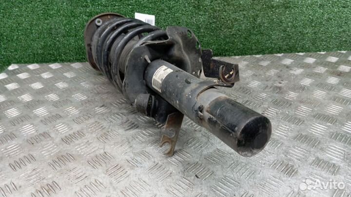 Стойка Volvo S80 Левая Передняя