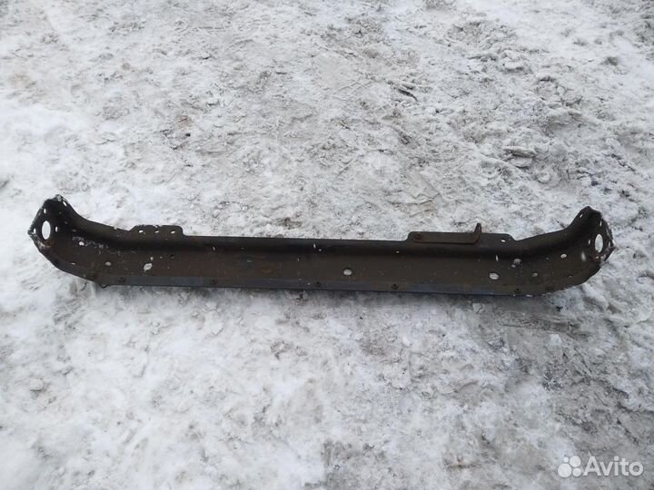 Траверса замка кабины 81417015411 MAN, F 2000