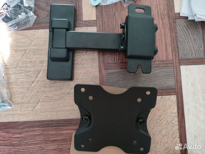 Кронштейн для телевизора поворотный