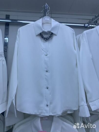 Блузка белая школьная