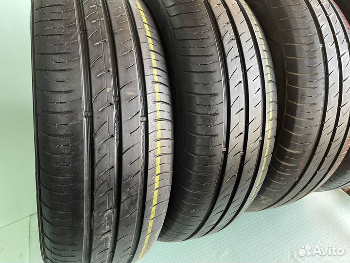 Kumho Ecowing ES01 KH27 215/65 R16